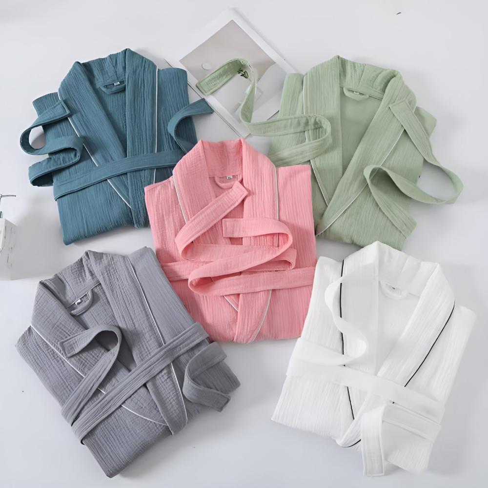 Short Bathrobe – Lightweight Cotton, Unisex in Soft White for Home or Swimming Pool