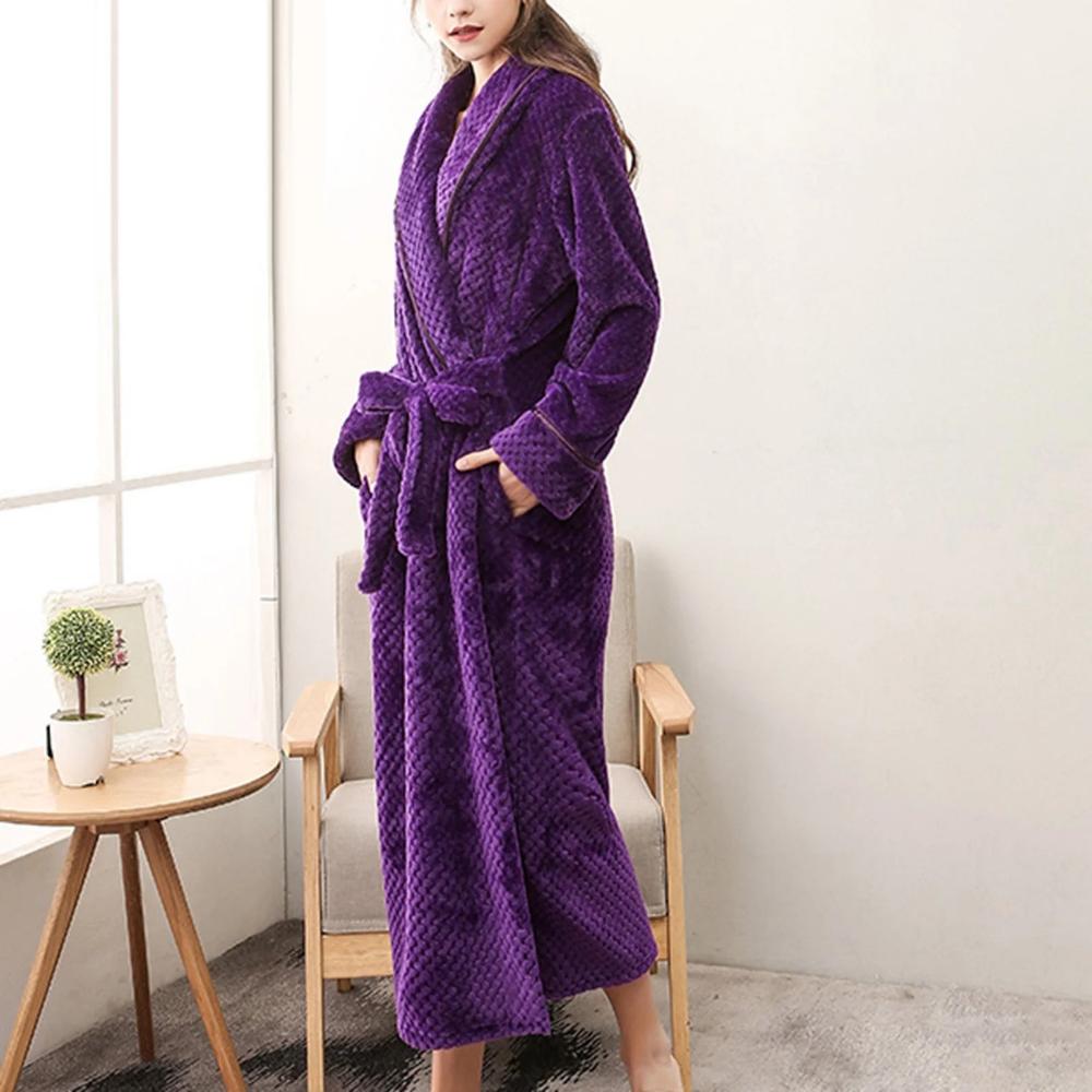 Fleece Bathrobe – Unisex, Soft and Warm for Home Use and Relaxation