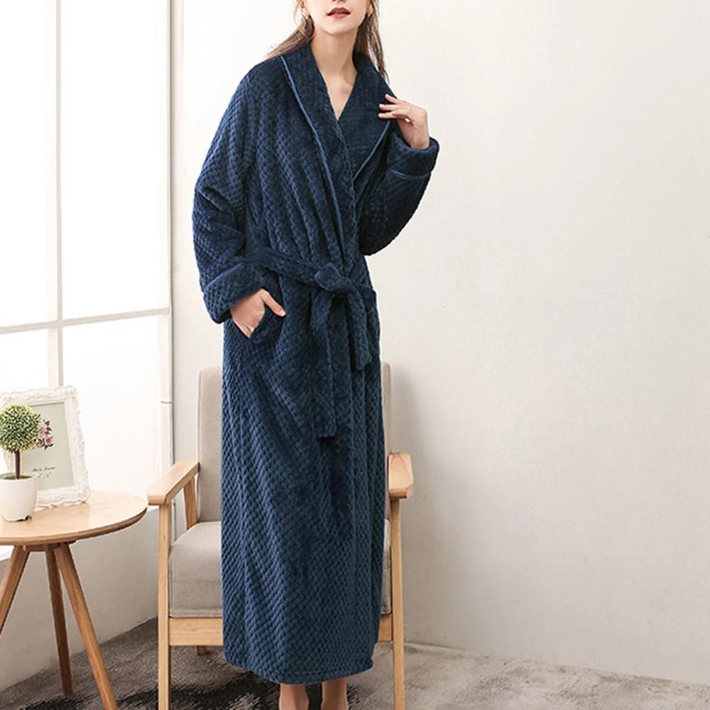 Fleece Bathrobe – Unisex, Soft and Warm for Home Use and Relaxation