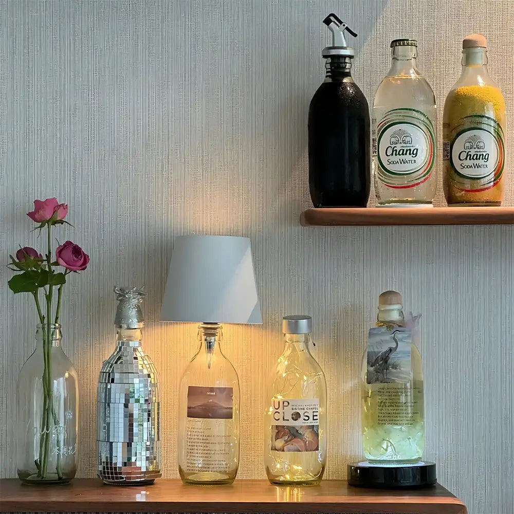 Glas Flaske Lampe – USB Opladelig, Justerbar Lysstyrke og Farve til Unik Boligindretning