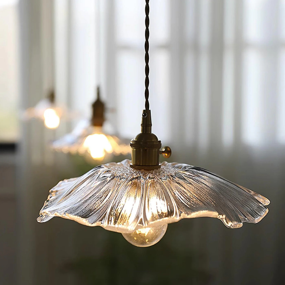 Hanglamp – Glazen bloemvorm in paars en amberkleurig voor aan de eettafel of in de woonkamer