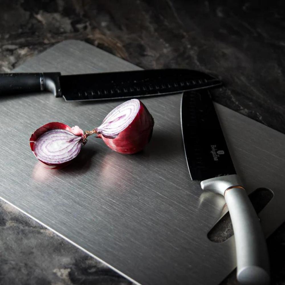 RVS Cutting Board – Antibacterial, Durable Design for Kitchen or Dining Room