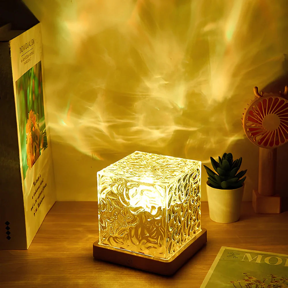 Lampa Aurora Borealis – drewniana podstawa, kolorowa kostka do sypialni lub salonu
