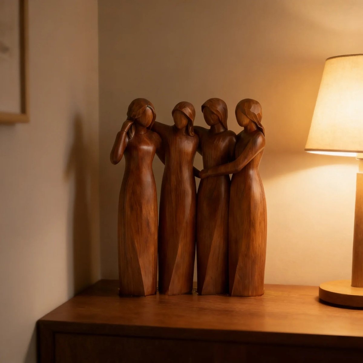Hars-sculptuur – Natuurlijke houtstructuur, symbolisch ontwerp voor decoratie in de woonkamer of slaapkamer