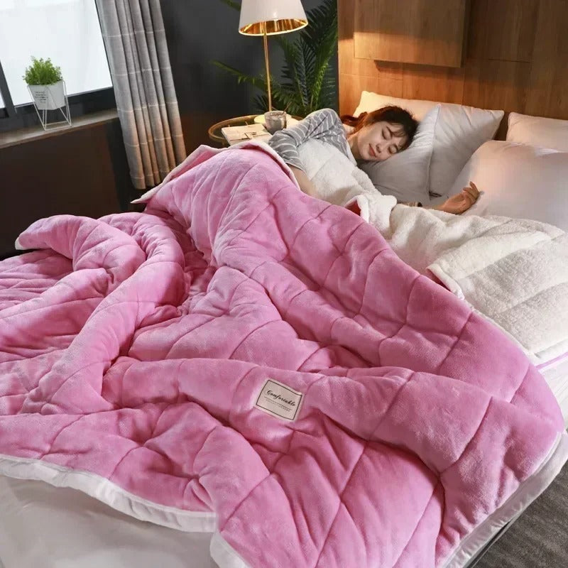 Coral Fleece Plaid – Soft Flannel, Warm Home Blanket for Autumn and Winter