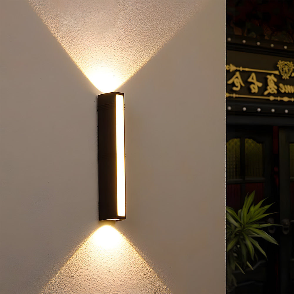 LED-væglampe – Moderne, vejrbestandigt design til have eller terrasse med kraftig belysning på op til 3000 lumen