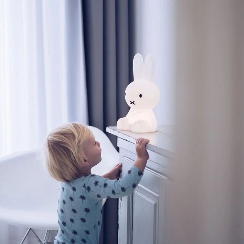 Dekorativ Kaninfigur – Minimalistisk Design til Stue, Soveværelse eller Børneværelse
