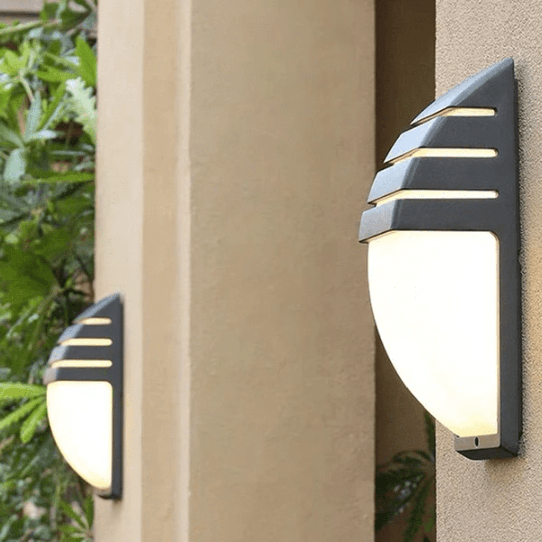LED Outdoor Lamp – Matte Black, Modern Design for Terrace and Entrance
