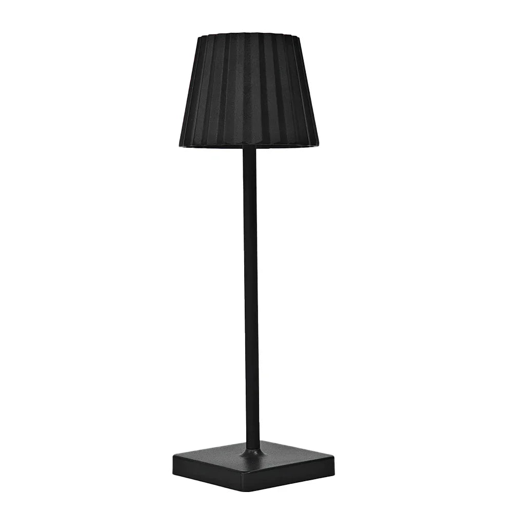 Genopladelig Bordlampe – Antik Metal med Plissé Skærm, Dæmpbar LED til Stue eller Soveværelse