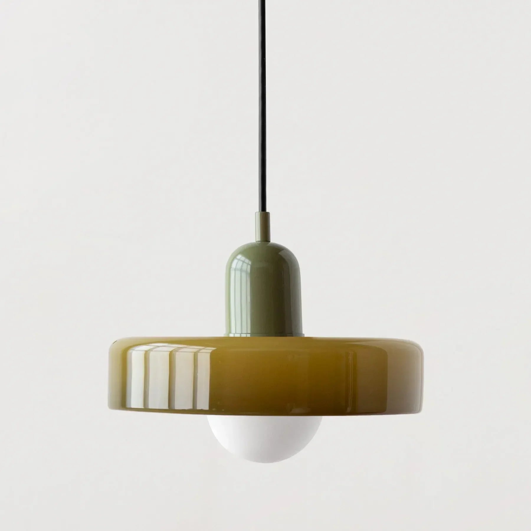 Szklana lampa wisząca – elegancki styl doniczki, zapewniająca nastrojowe oświetlenie w jadalni lub sypialni