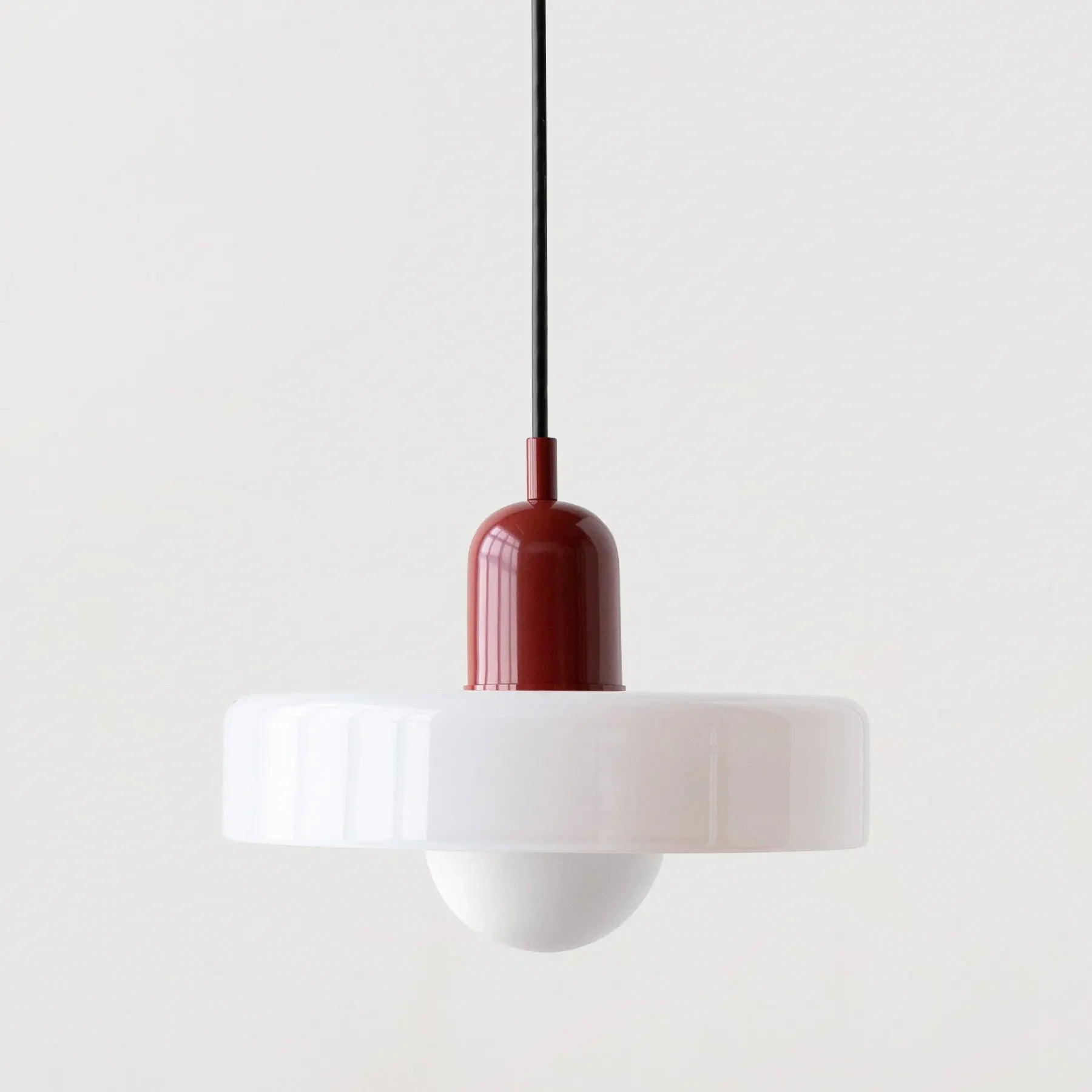 Szklana lampa wisząca – elegancki styl doniczki, zapewniająca nastrojowe oświetlenie w jadalni lub sypialni