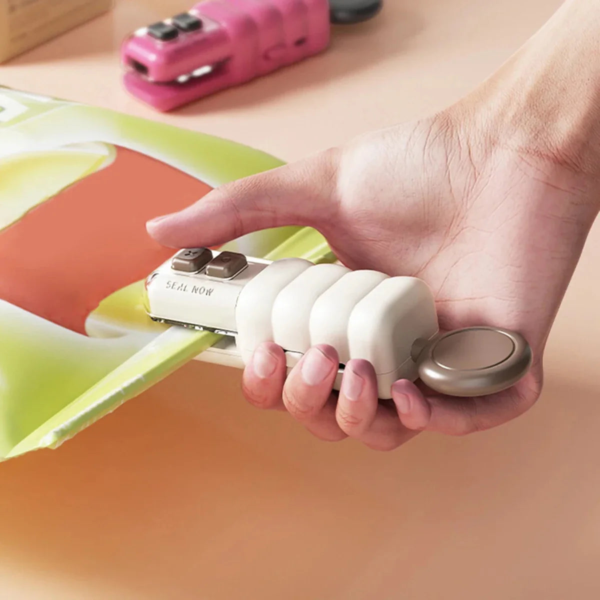 Multifunctional Bottle Opener – Stainless Steel and Plastic, Compact Kitchen Tool for Easy Opening of Bottles and Packages