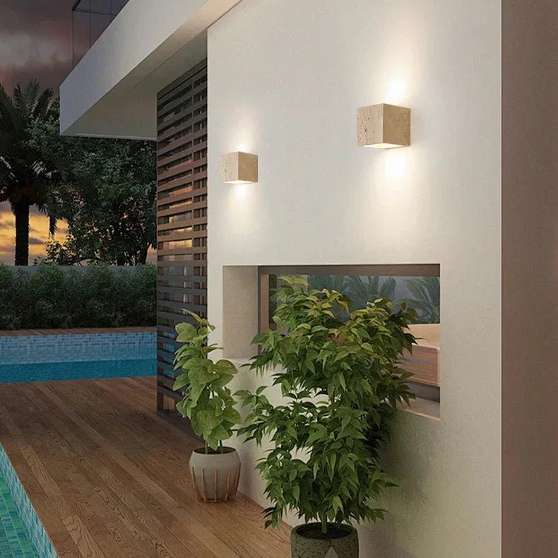Buitenwandlamp – Geel travertijn, modern design voor terras, balkon of hal