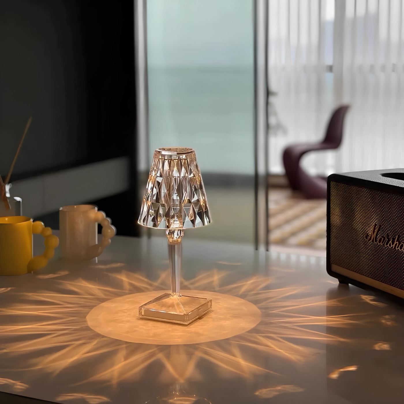 Kristallen Bordlampe – Glinsende Akryl, Elegant Design til Stue eller Soveværelse