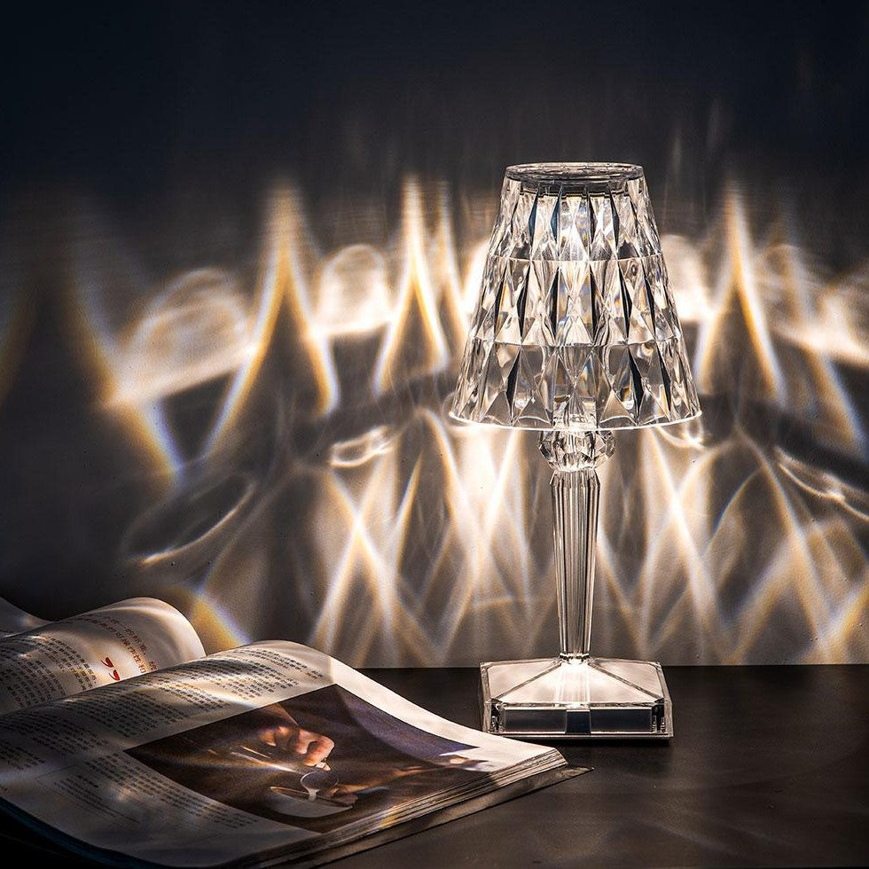 Kristallen Bordlampe – Glinsende Akryl, Elegant Design til Stue eller Soveværelse
