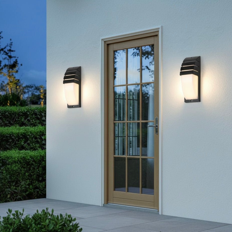 LED Outdoor Lamp – Matte Black, Modern Design for Terrace and Entrance