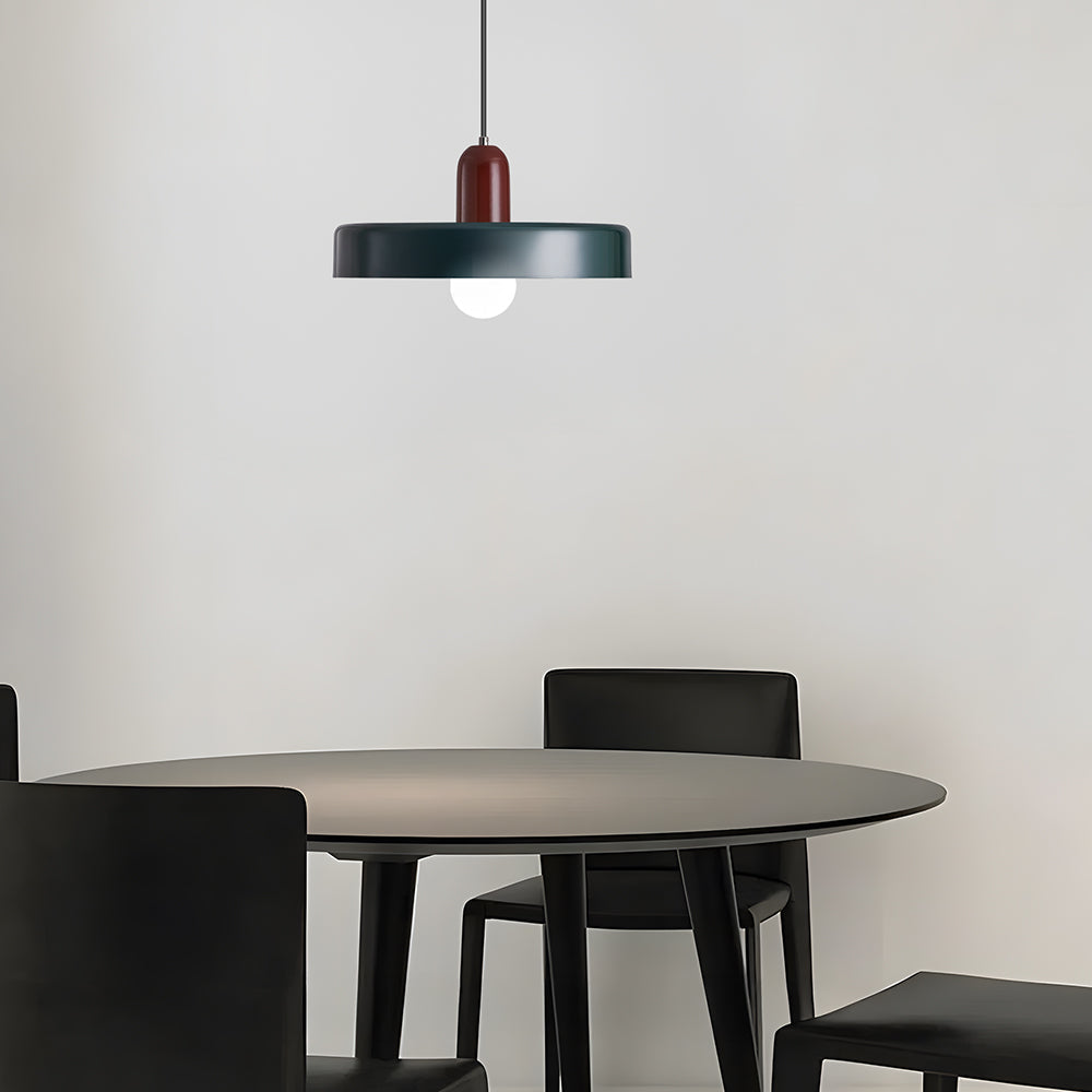Pendellampe - Moderne designlampe i farverigt jern til spisebordet, køkkenet eller stuen.