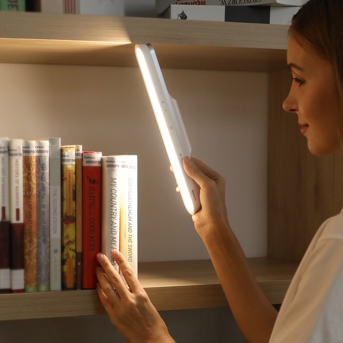 Wireless LED Light Bar – Rechargeable, Modern Design for Indoor and Outdoor Use