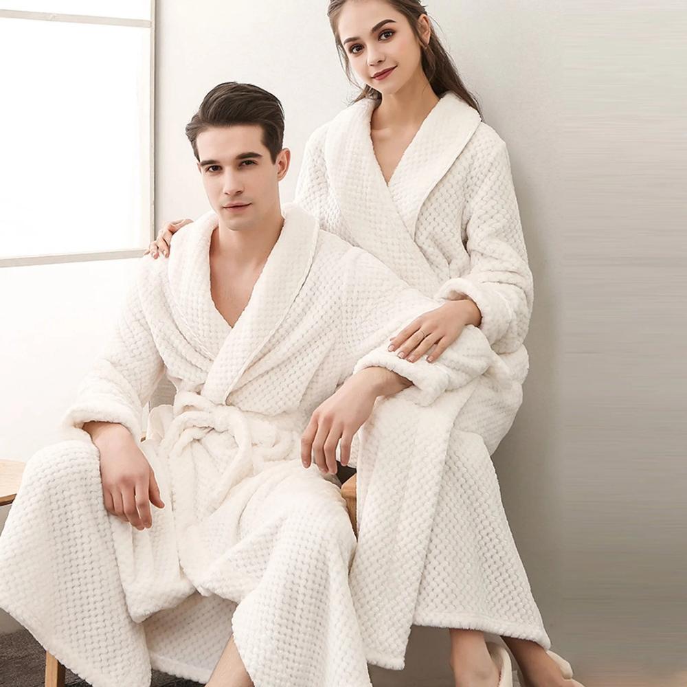 Fleece Bathrobe – Unisex, Soft and Warm for Home Use and Relaxation