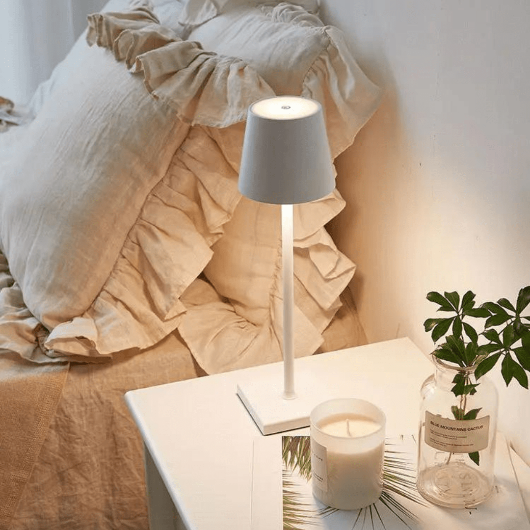 Draadloze tafellamp – Moderne metalen ledlamp in verschillende kleuren voor op het bureau, nachtkastje of bijzettafeltje.
