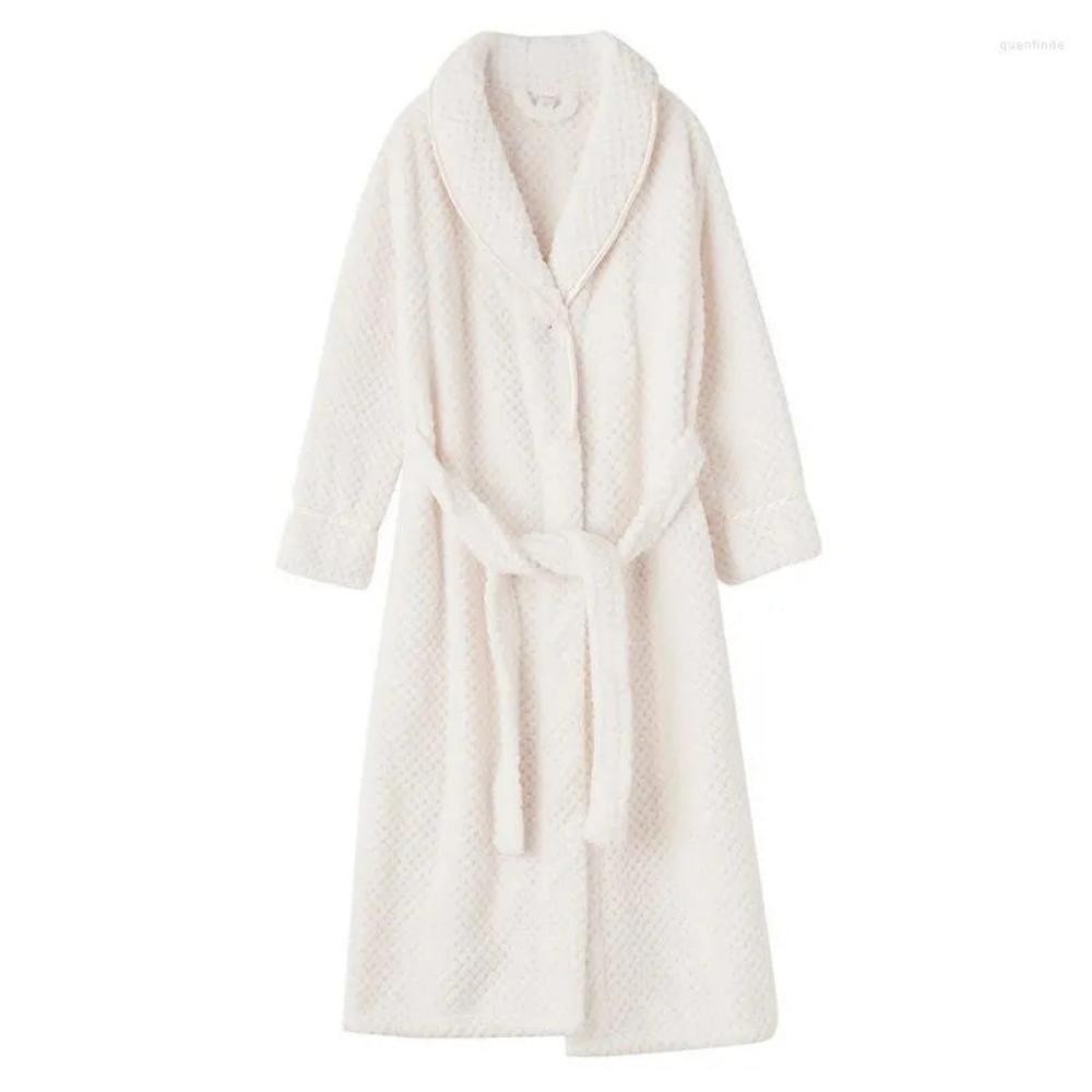 Fleece Bathrobe – Unisex, Soft and Warm for Home Use and Relaxation