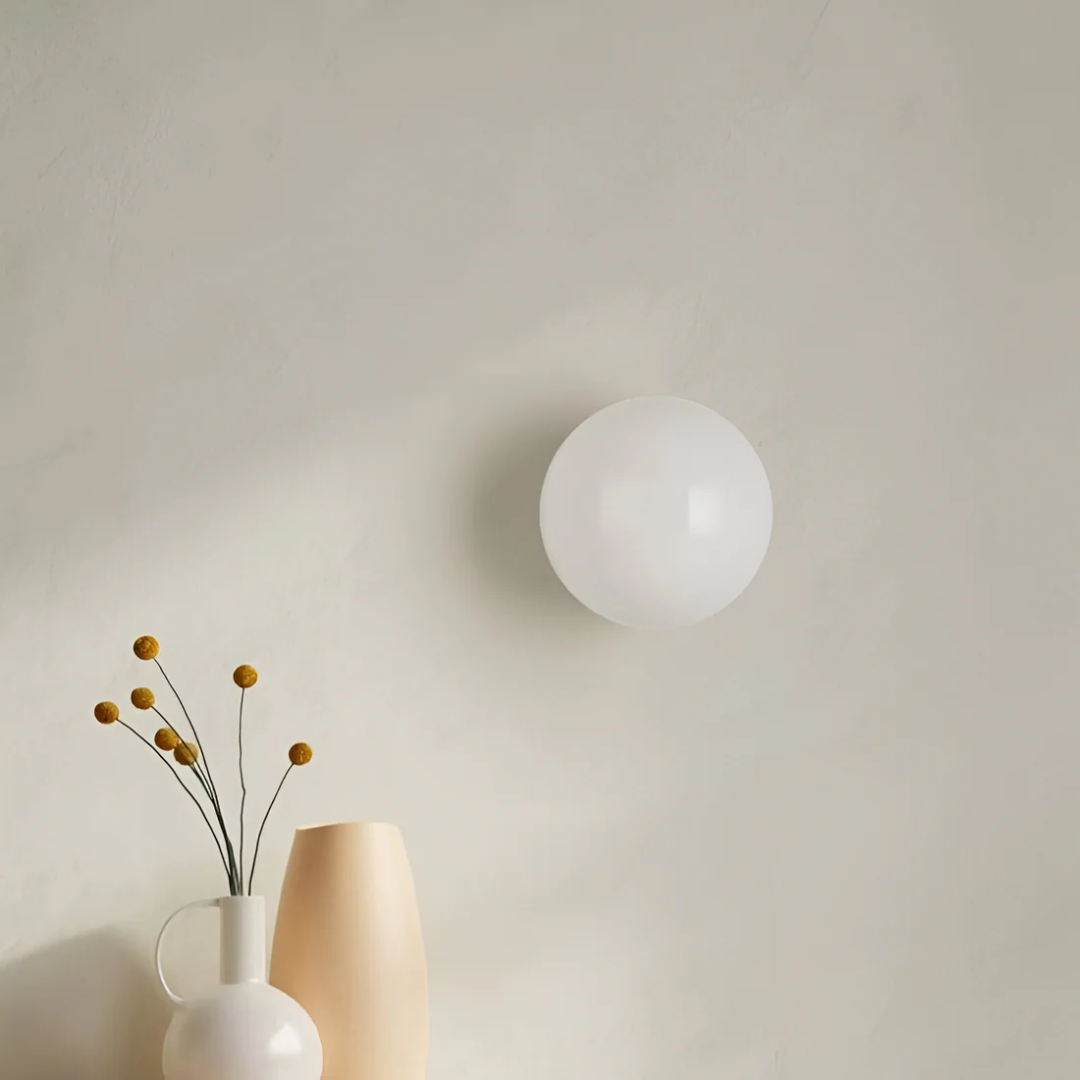 Glazen wandlamp – Wit, minimalistisch ontwerp voor de slaapkamer of woonkamer