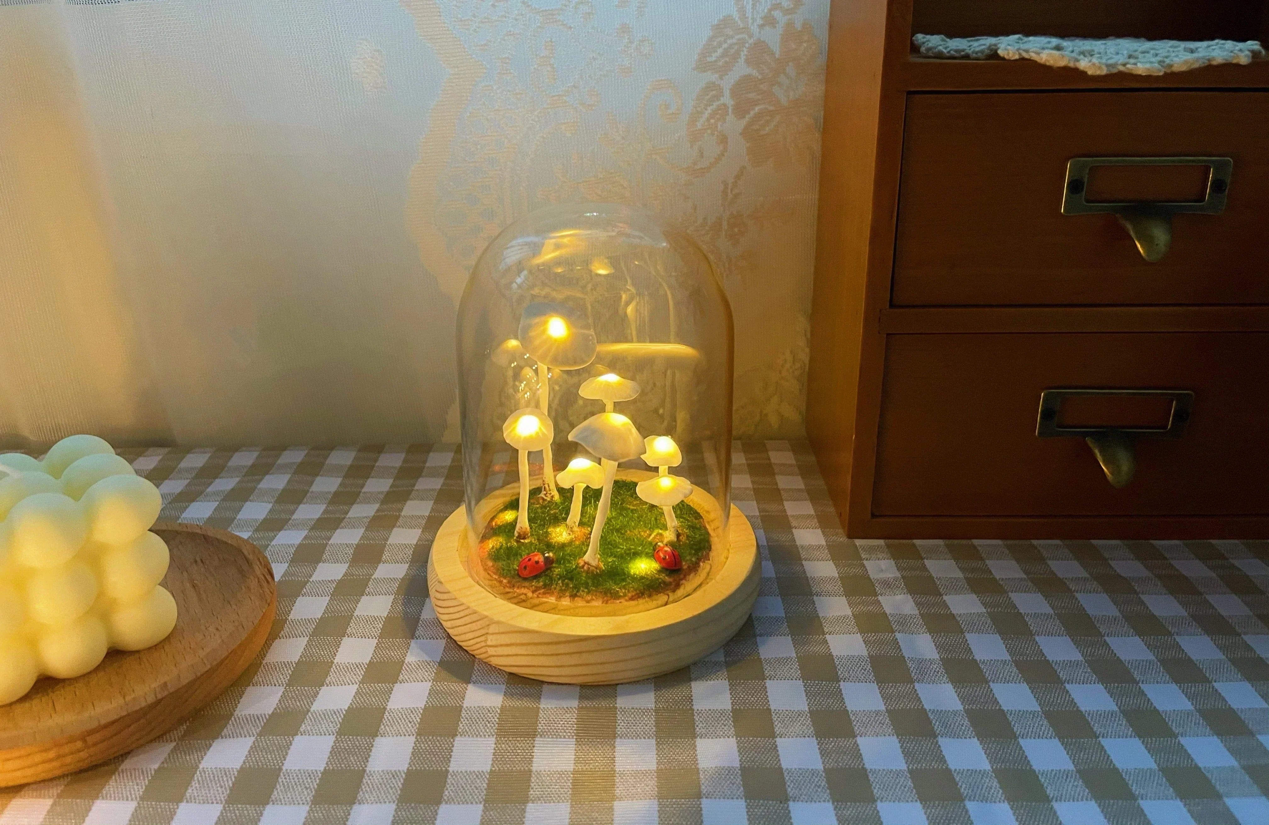 DIY-paddenstoelenlamp – glas en hout, creatieve tafeldecoratie voor de woonkamer of slaapkamer