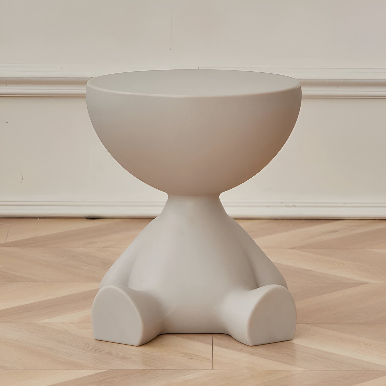 Round low table – black plastic, timeless design for living room or sitting room