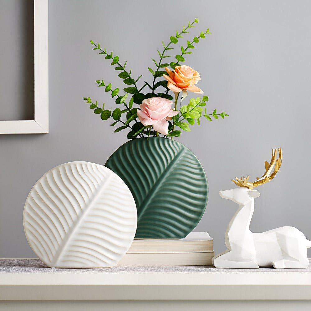 Ceramic Vase – Handmade, Neutral, Minimalist Design for Flowers or Table Decoration