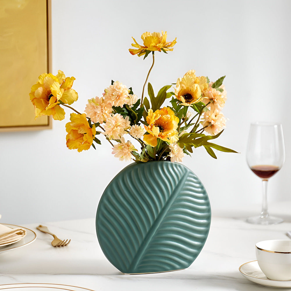 Ceramic Vase – Handmade, Neutral, Minimalist Design for Flowers or Table Decoration