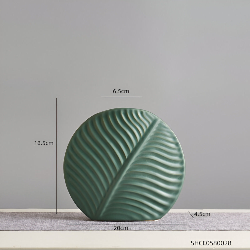 Ceramic Vase – Handmade, Neutral, Minimalist Design for Flowers or Table Decoration