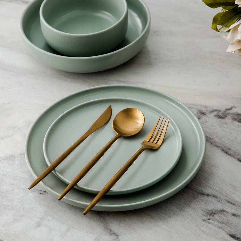 Minimalist cutlery set – Stainless steel, elegant design for any table setting