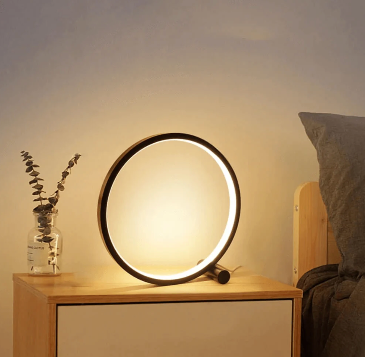 LED table lamp – aluminum and acrylic, minimalist design with dimmable touch control for living room or office