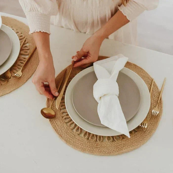 Minimalist cutlery set – Stainless steel, elegant design for any table setting