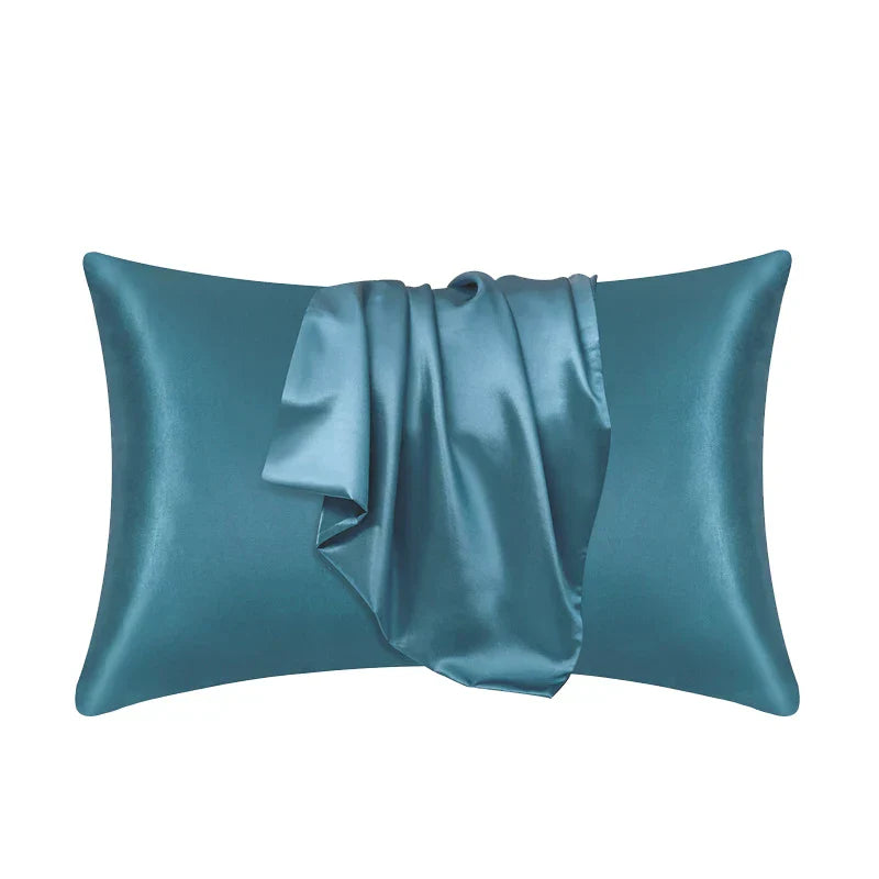 Silk Pillowcase – Hypoallergenic, Soft and Breathable for Sensitive Skin in the Bedroom