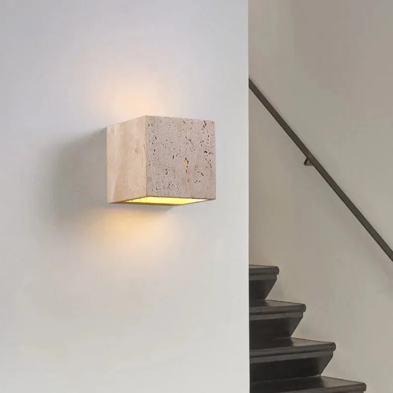 Buitenwandlamp – Geel travertijn, modern design voor terras, balkon of hal