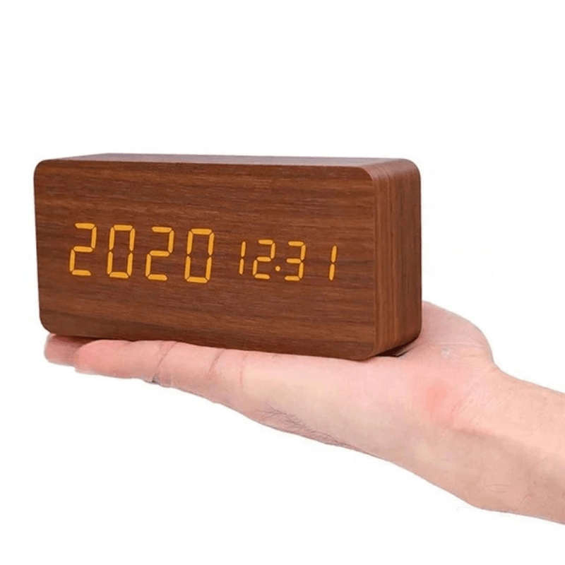 Wood LED Clock – Natural Finish, Voice-Controlled for Bedroom or Living Room