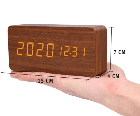 Træur – Minimalistisk design med LED-display og foldefunktion til skrivebord eller natbord