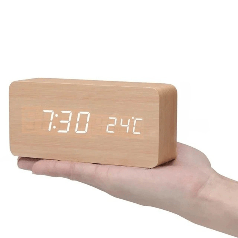 Træur – Minimalistisk design med LED-display og foldefunktion til skrivebord eller natbord