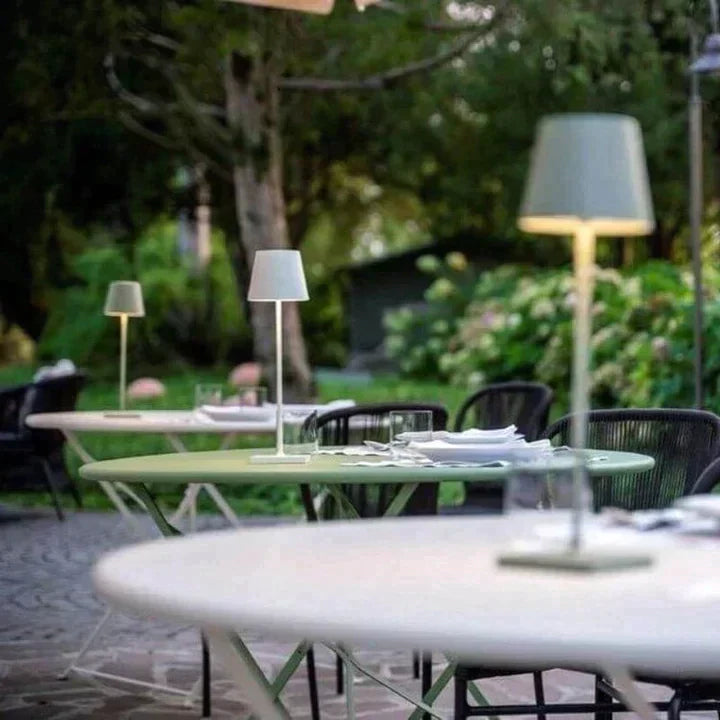 Draadloze tafellamp – Moderne metalen ledlamp in verschillende kleuren voor op het bureau, nachtkastje of bijzettafeltje.