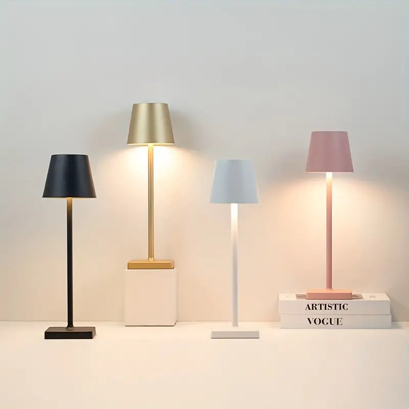 Draadloze tafellamp – Moderne metalen ledlamp in verschillende kleuren voor op het bureau, nachtkastje of bijzettafeltje.