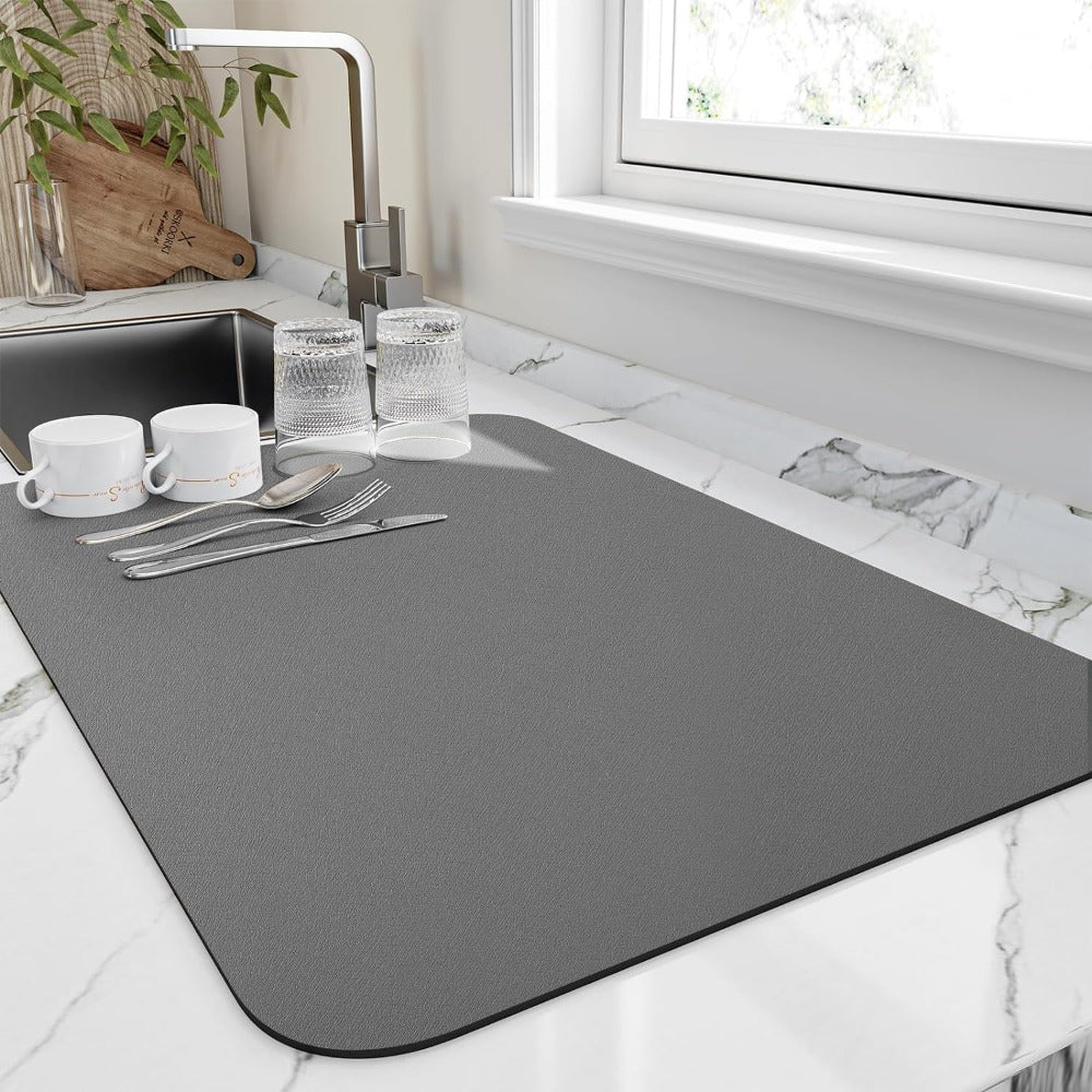 Quick-Drying Dish Mat – Soft Diatomite, Modern Design for Kitchen Table.