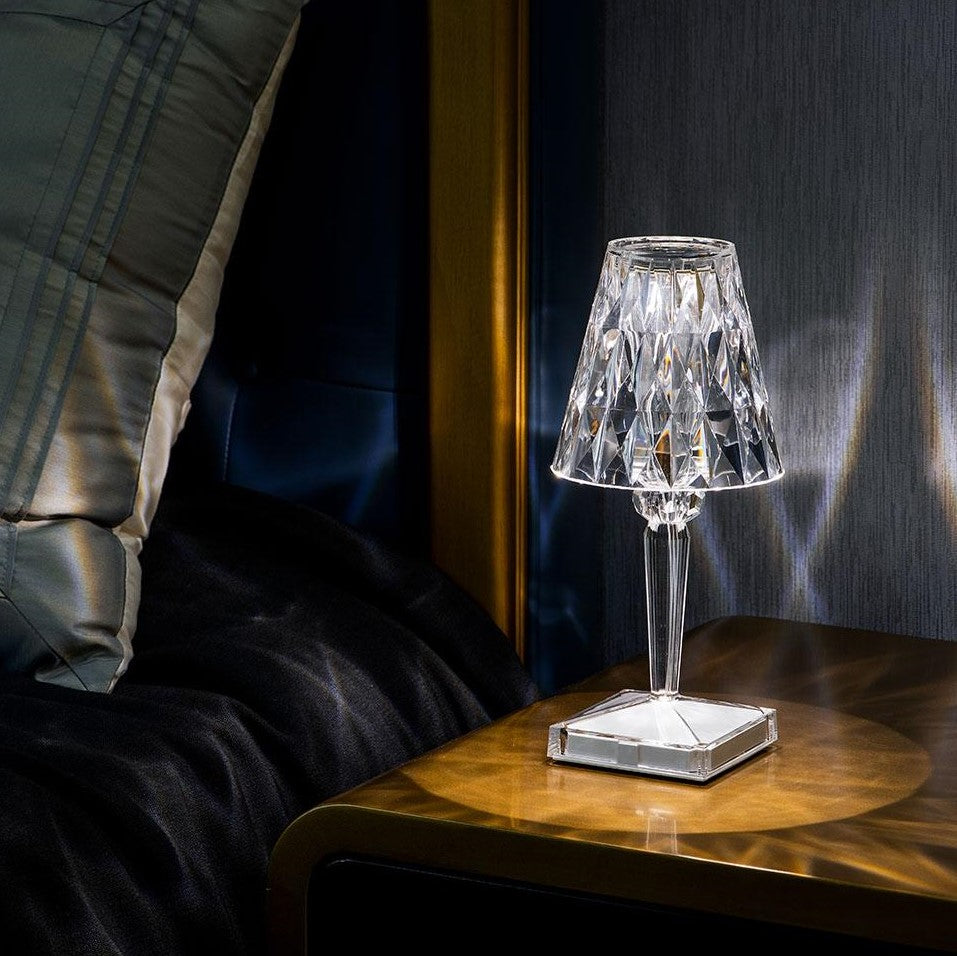 Kristallen Bordlampe – Glinsende Akryl, Elegant Design til Stue eller Soveværelse