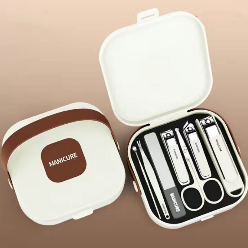 Manicure set – Compact design for daily care and travel