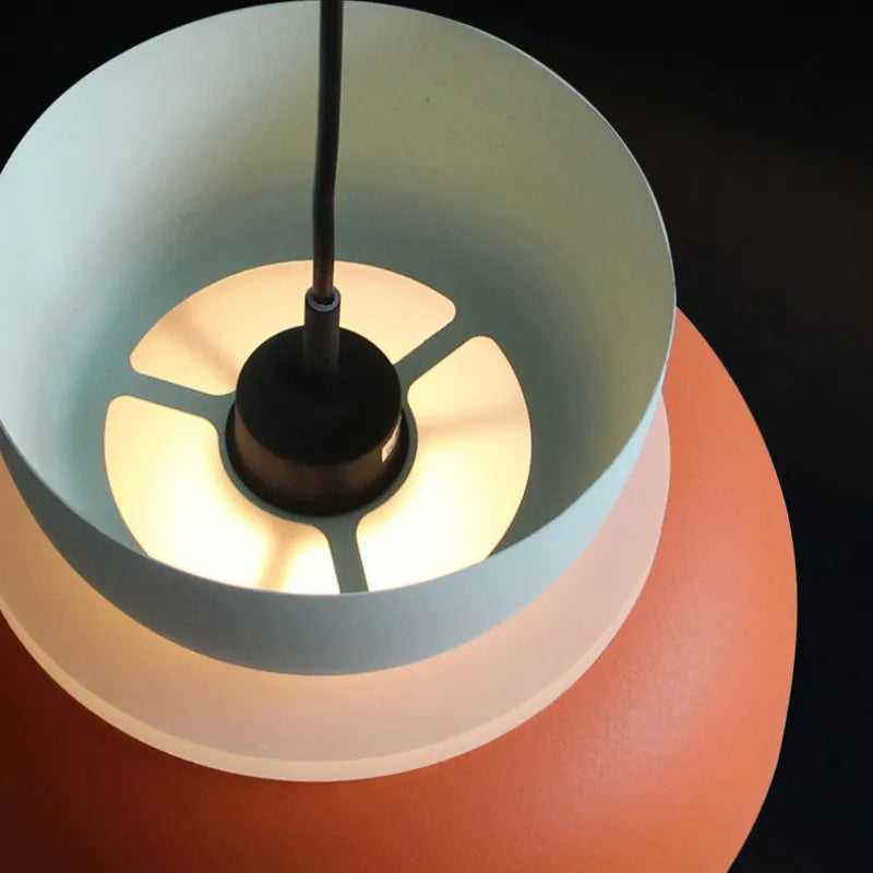 Skandinavisk Pendellampe – Pastel Farve, Moderne Design til Stue eller Spisestue